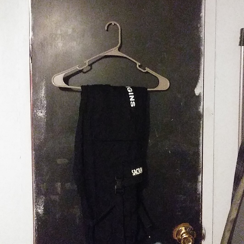 cargo pants